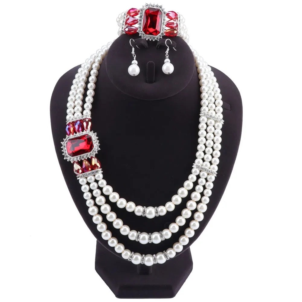 Tehuti Hemeralds Pearls Jewelery Set