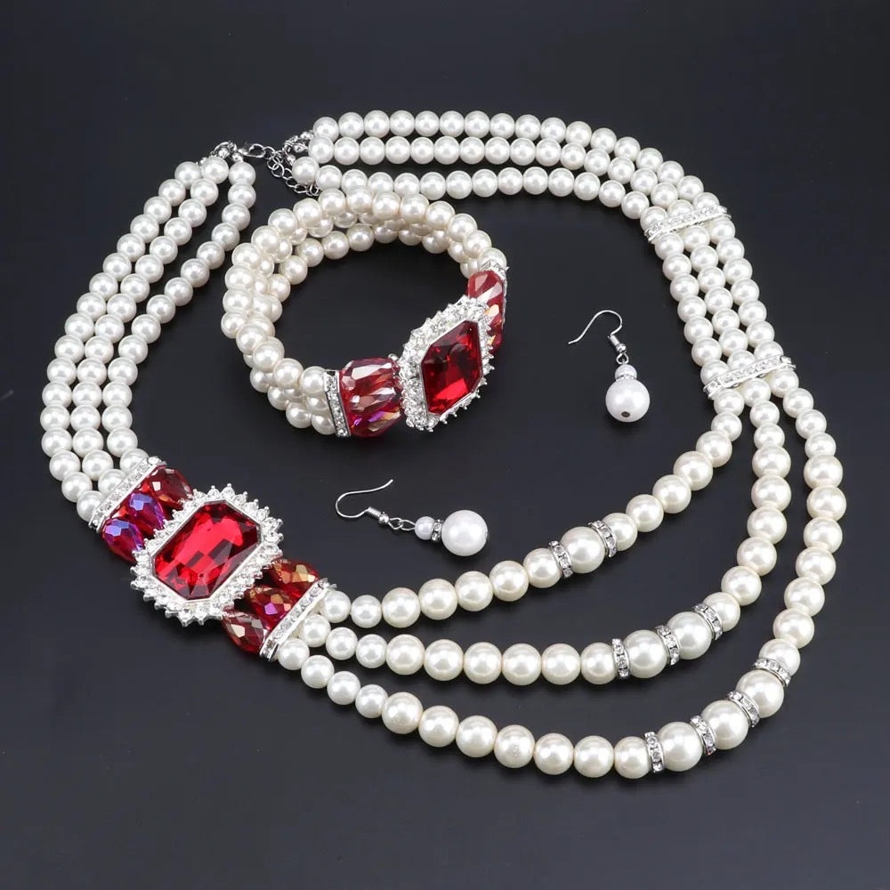 Tehuti Hemeralds Pearls Jewelery Set