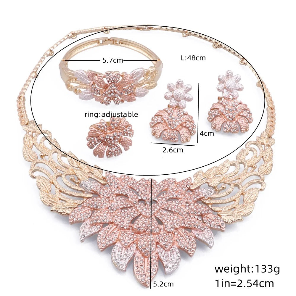 Lioness Gates Jewlery Set