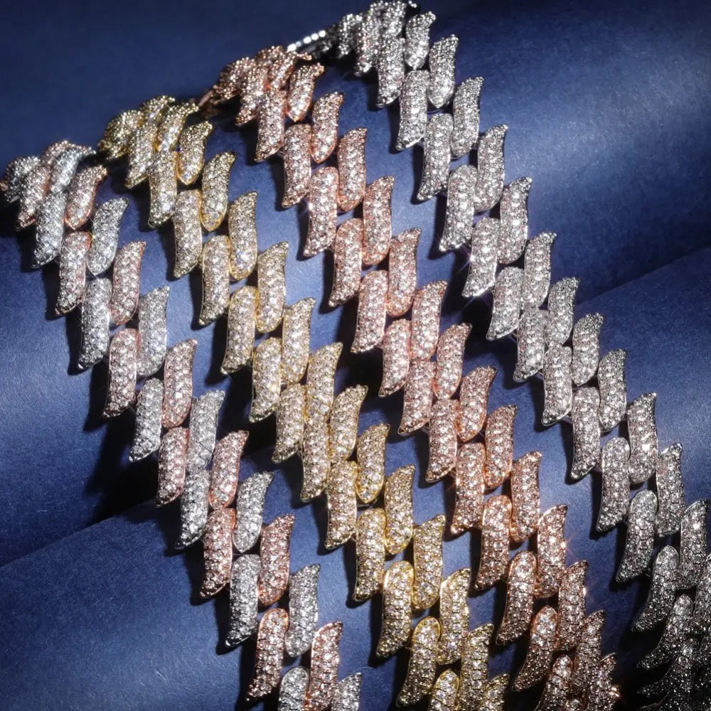 Smaat Feather Spyne 18mm Bracelets