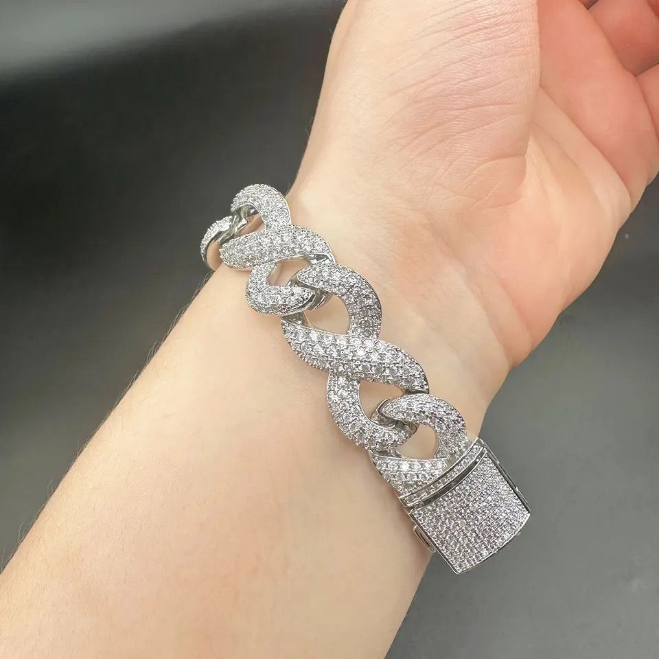 Legacy444888Eternity Bracelets